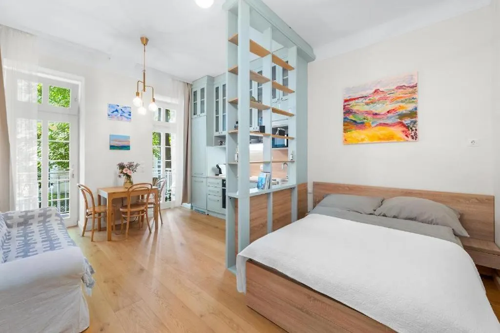 Vienna Central Apartment
