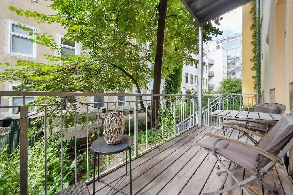 Vienna Central Apartment 0*,  Austria